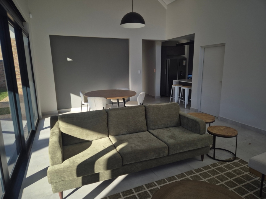 To Let 3 Bedroom Property for Rent in Van Der Hoff Park North West